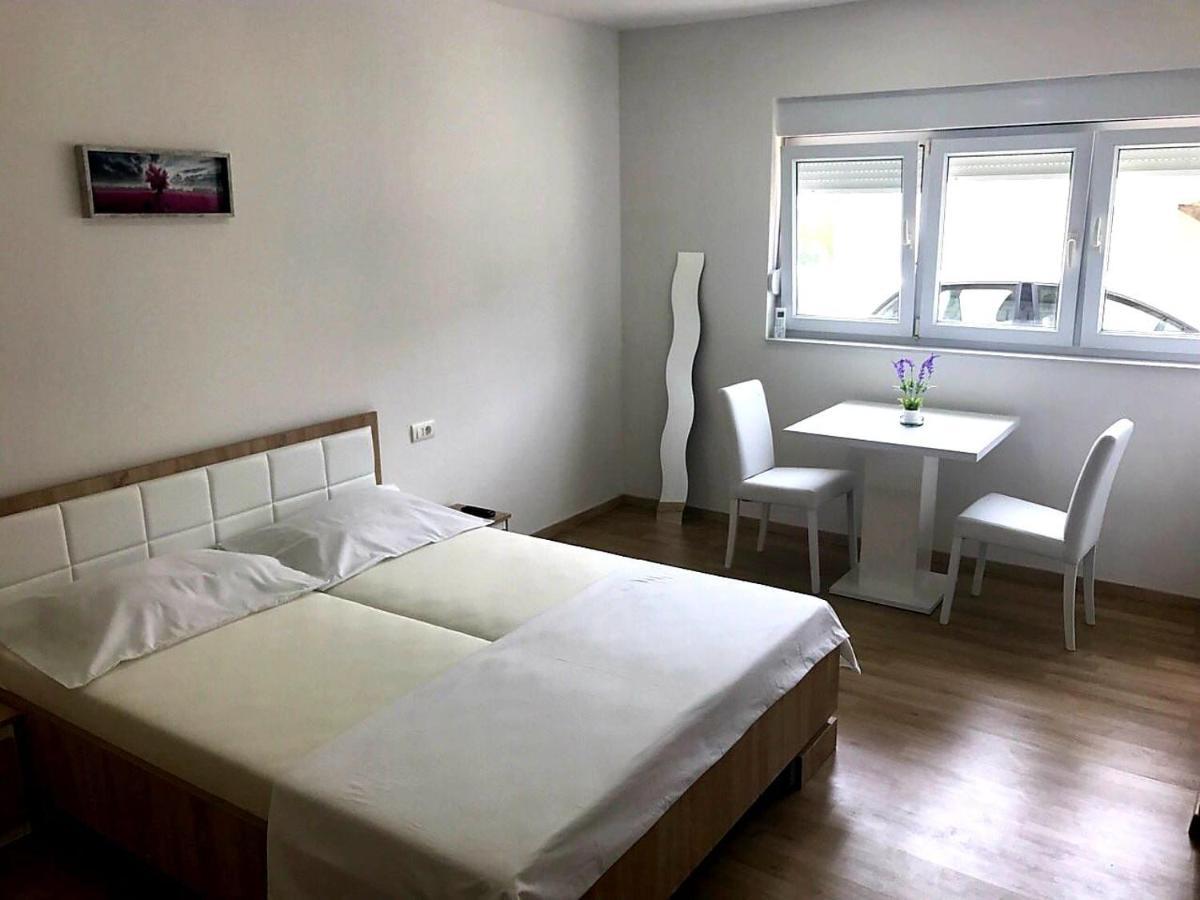Apartmani Maki Omis Exterior photo